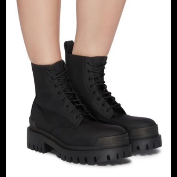 Authentic Balenciaga Boots NWT - Picture 1 of 6